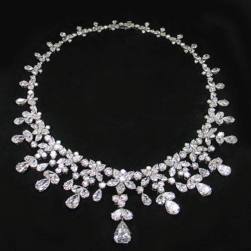 the-cartier-diamond-necklace