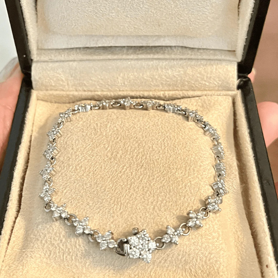 Diamond Bulgari Bracelet showcasing iconic Italian design and refined diamond craftsmanship.