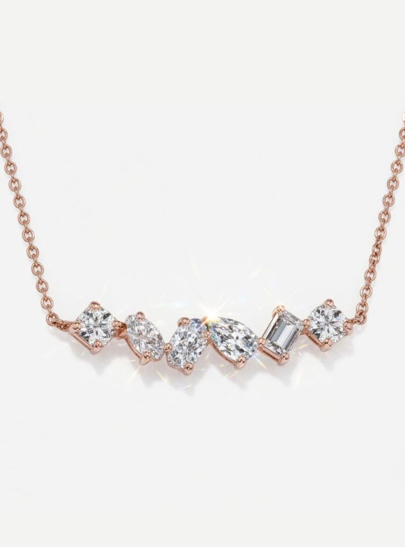 SHAPE STRAIGHT NECKLACE DIAMOND PENDANT