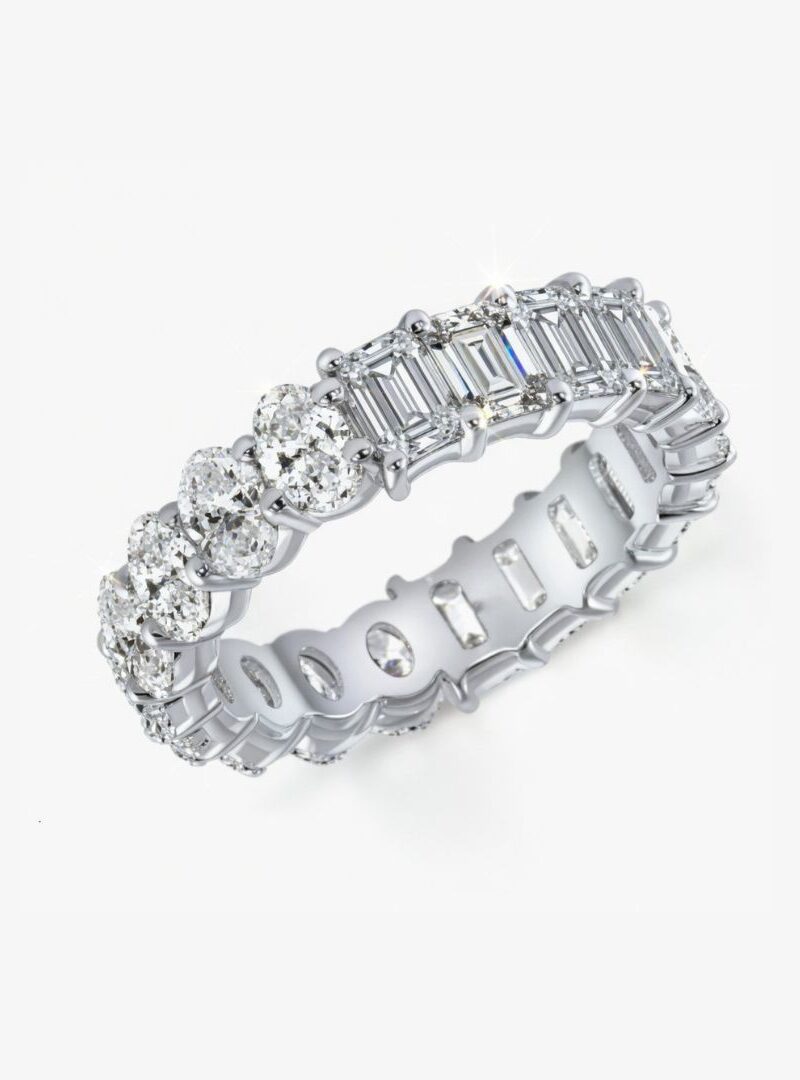 HALF OVAL – EMERALD CUT DIAMOND ETERNITY BAND