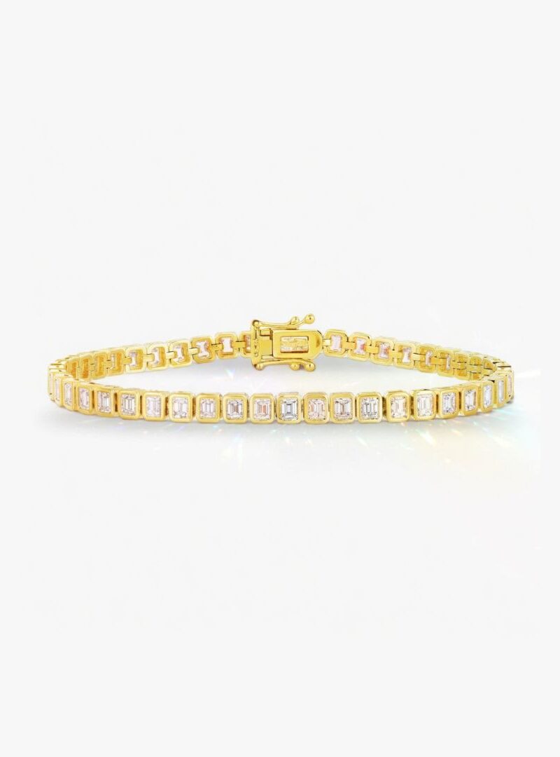 EMERALD CUT BEZEL SET BRACELET