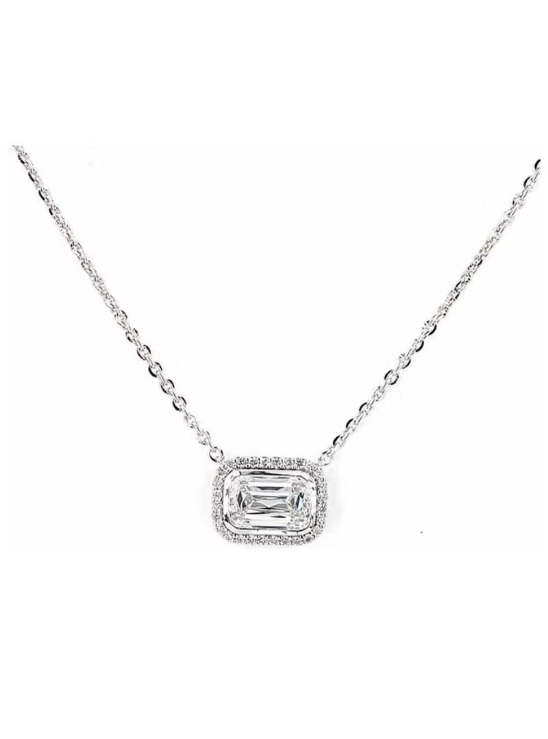 Criss-Cut Diamond Halo