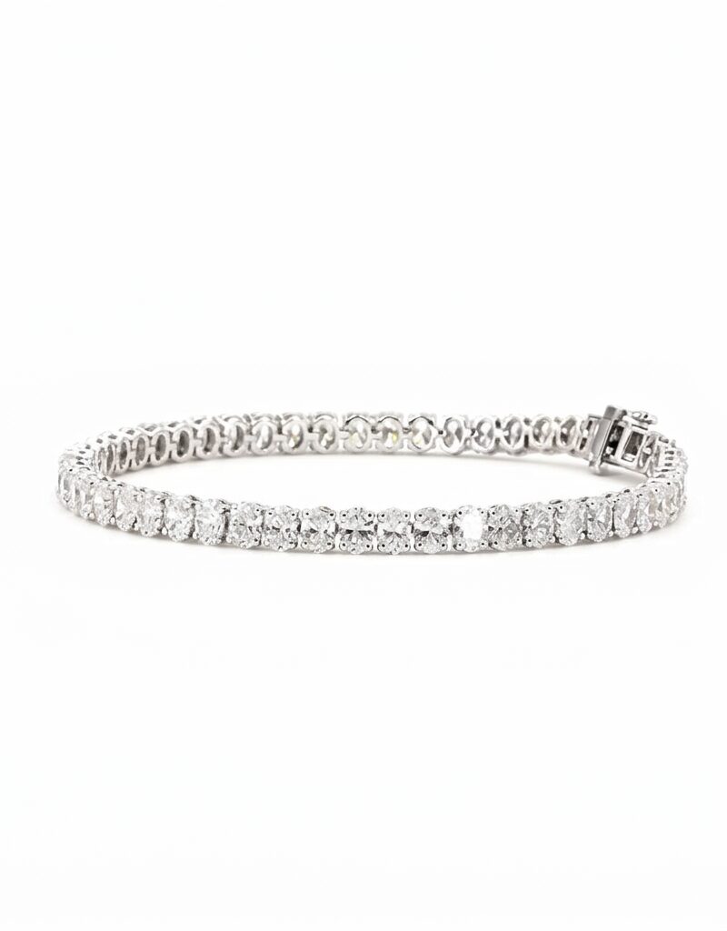 Oval North-South Lab-Grown Diamond Necklace
